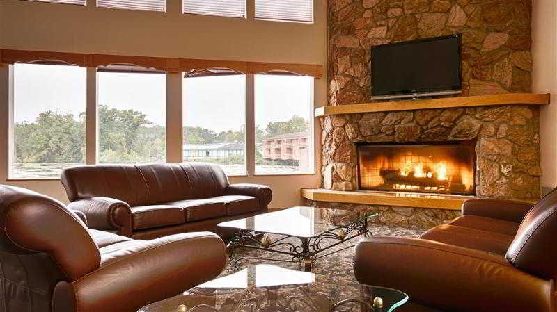 Hotel Western Indian Oak Chesterton